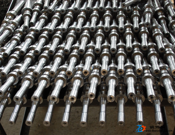 轴类锻件 轴类锻件
