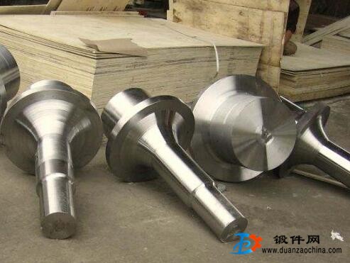 轴类锻件 轴类锻件