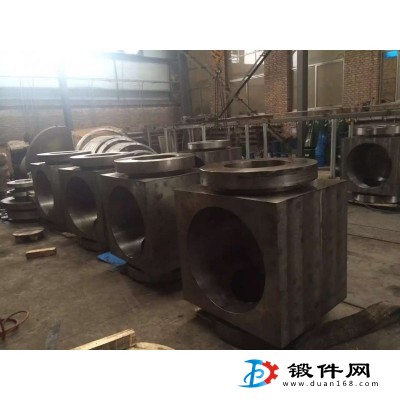 供应大型法兰锻件